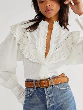 NWT, Free People, "Hit The Road" Buttondown in White. Size: Small